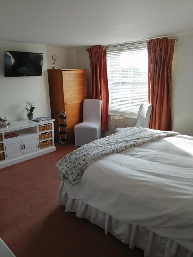 The Pier Hotel Portsmouth Bagian luar foto